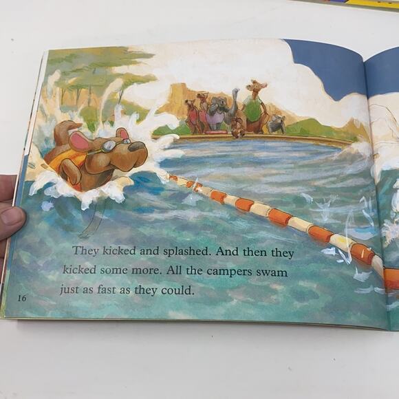 Mathstart Set of 3 Level 3 Childrens Books - Picture 13 of 14